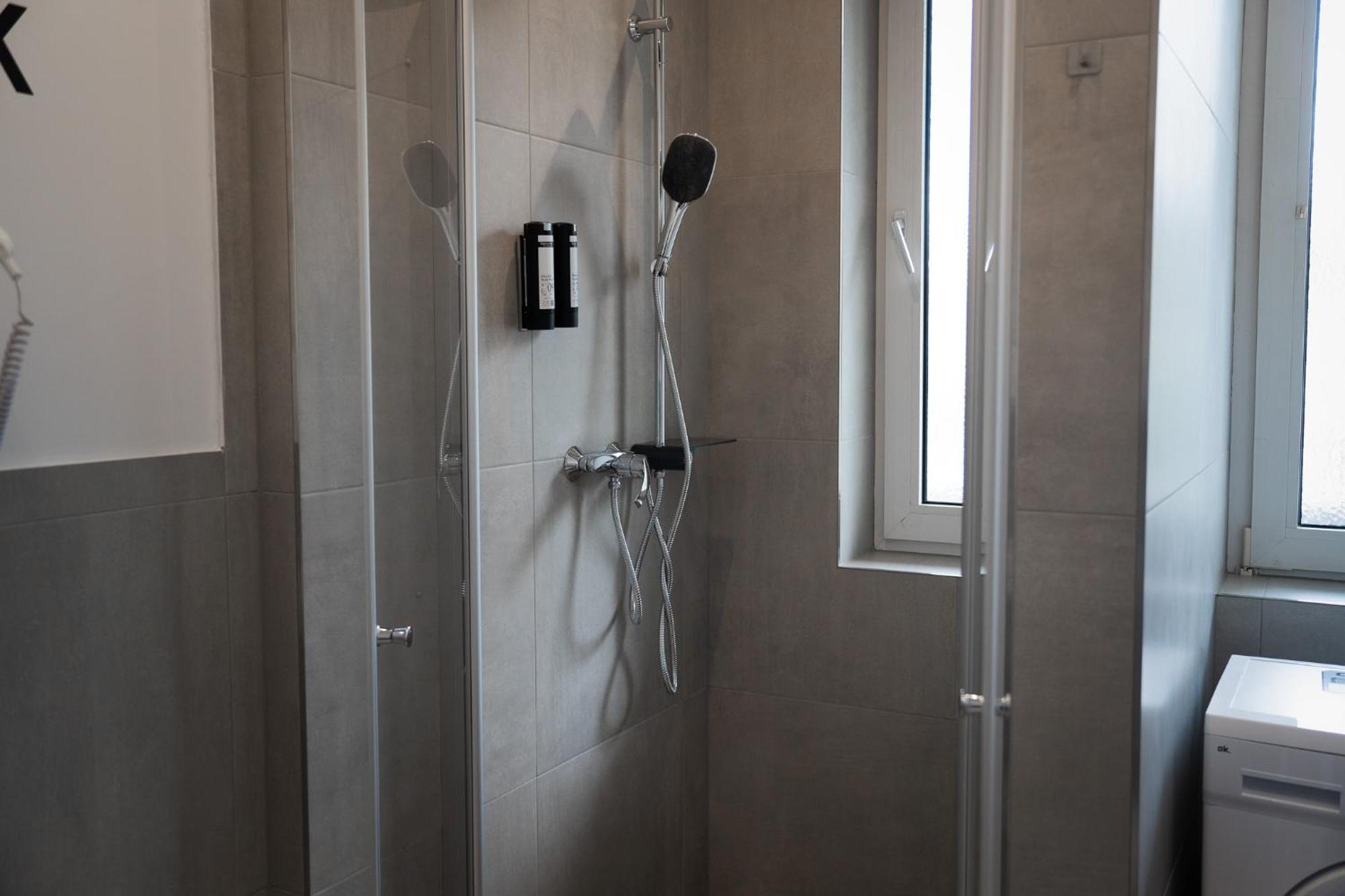 Junik Apartments Oberhausen أوبيرهاوزين المظهر الخارجي الصورة